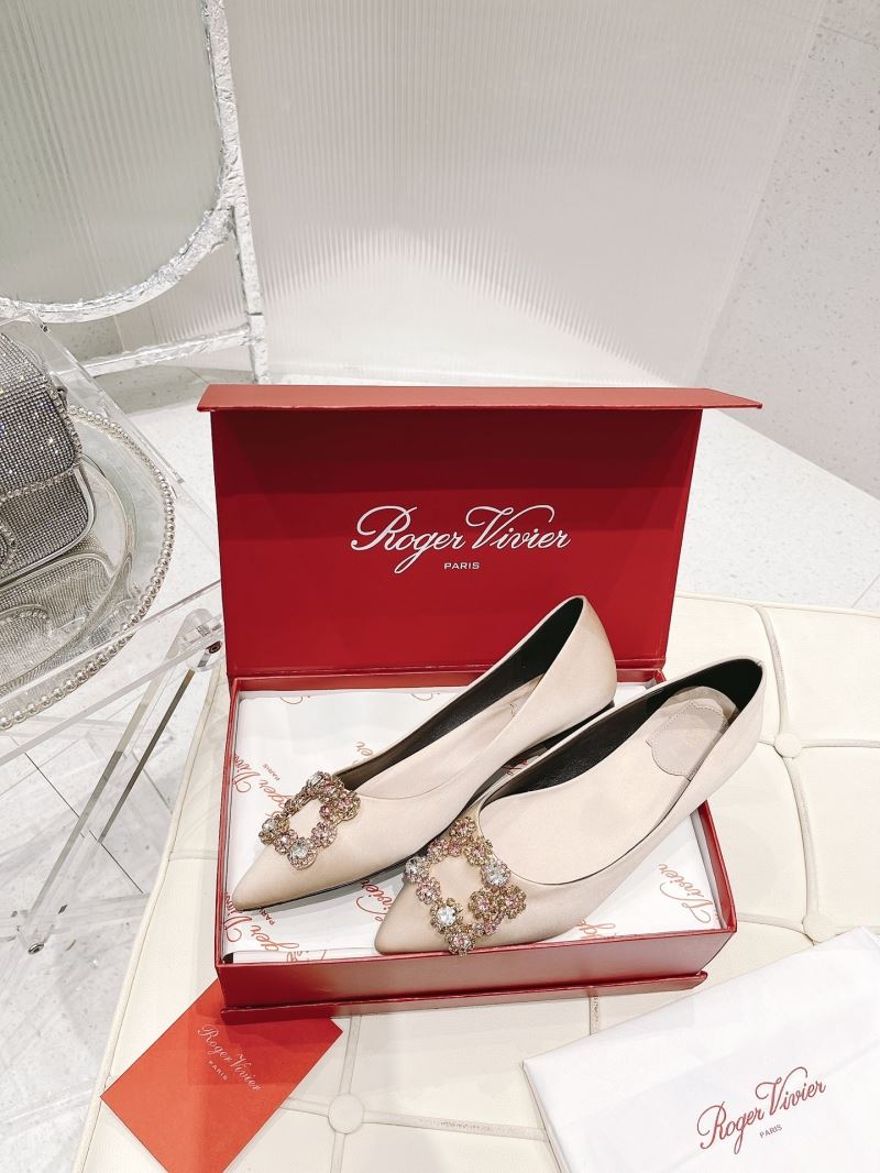 Roger Vivier flat shoes